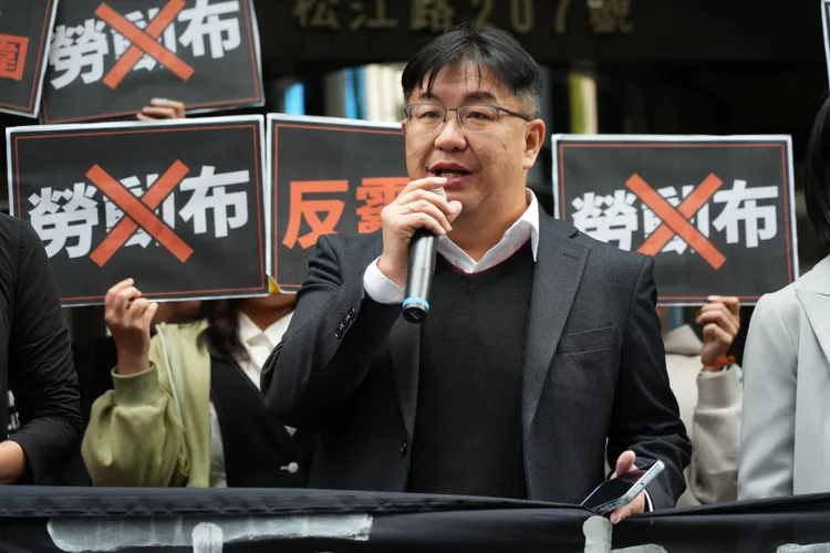 東吳大學法律系教授胡博硯認為未來從事醫美行為時須建立完整的SOP流程。資料畫面