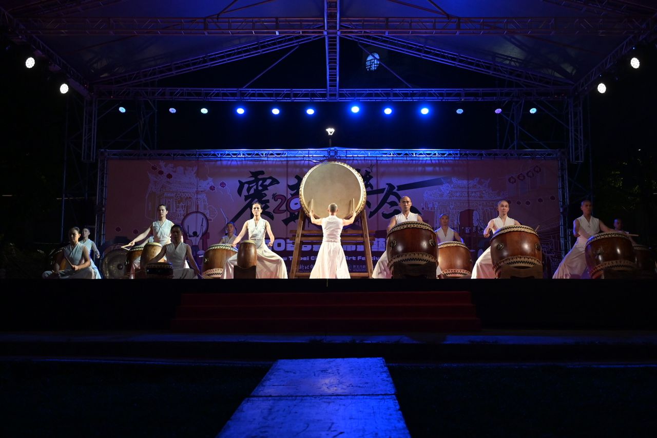 鼓聲震撼新莊夜空!2026新北鼓藝節盛大開幕 跨國共演掀高潮
