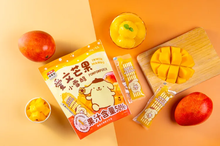 桂冠冰菓室與布丁狗聯名新品「愛文芒果小雪酪」。桂冠提供