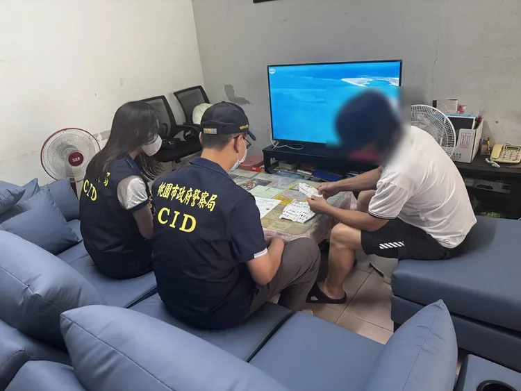 平鎮警方鍥而不捨比對。平鎮警分局提供