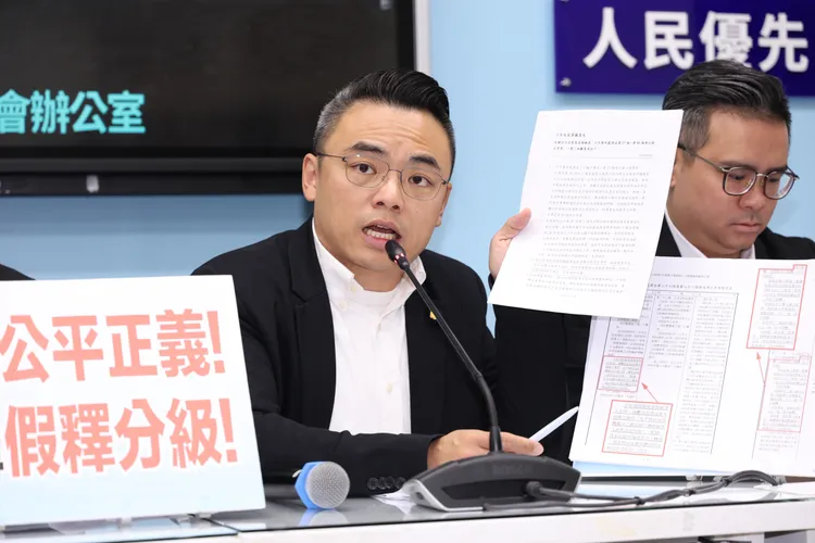 洪孟楷主張修法納管「高度偽裝、難以辨識」之隱藏式攝影器材。莊宗達攝