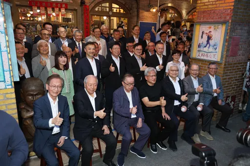 COMPUTEX前最強飯局！黃仁勳兆元宴今晚登場　7大咖排排坐展現氣勢
