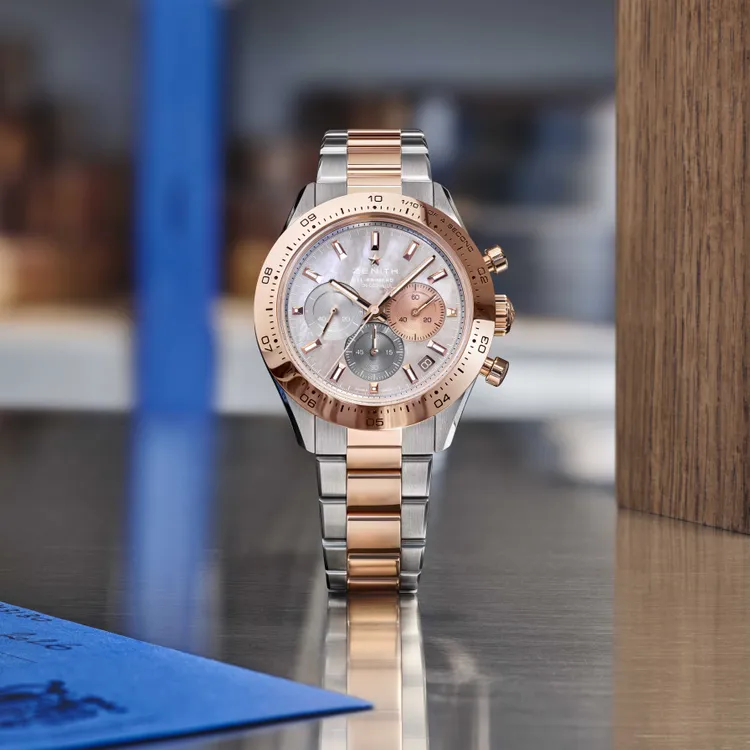 ZENITH CHRONOMASTER SPORT時計大師雙色運動腕錶，41mm，精鋼及18K玫瑰金錶殼，珍珠貝母錶盤，精鋼及18K玫瑰金錶鏈（隨附黑色橡膠錶帶），El Primero 3600高振頻自動上鏈機芯，動力儲存60小時，防水100米，限量50只，65萬1500元。品牌提供