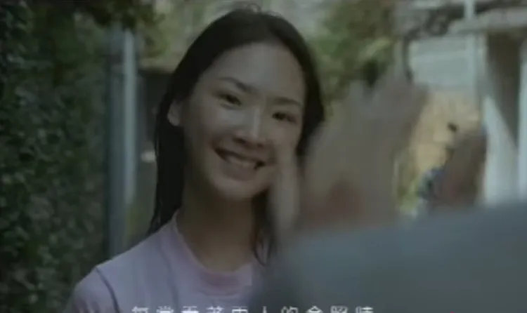 王俐人當時沒妝髮就直接上陣拍MV。翻攝王俐人臉書