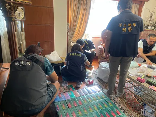 走私集團囤百萬私菸！保三破獲行李走私加熱菸案　查獲5千包加熱菸
