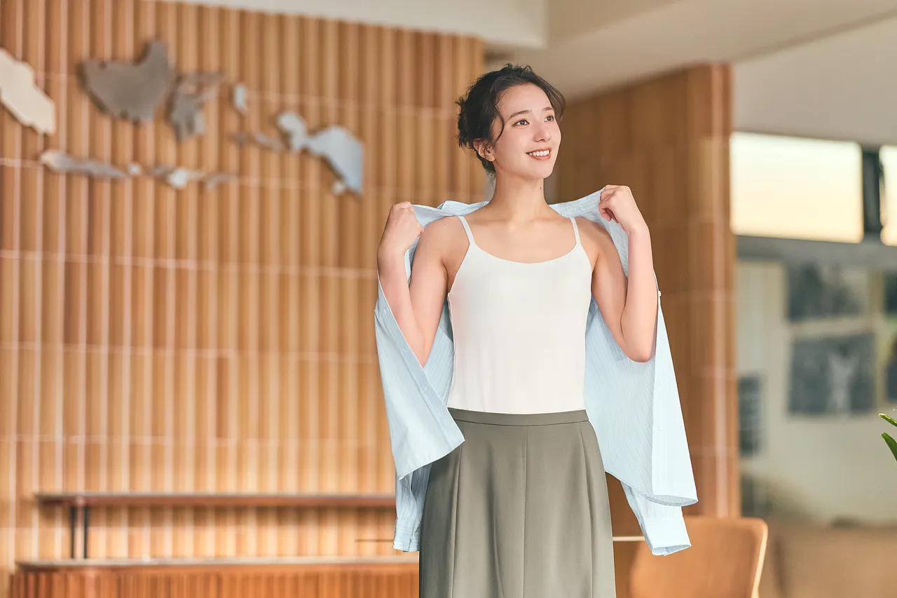 UNIQLO AIRism BRATOP細肩帶背心，優惠價590元。品牌提供