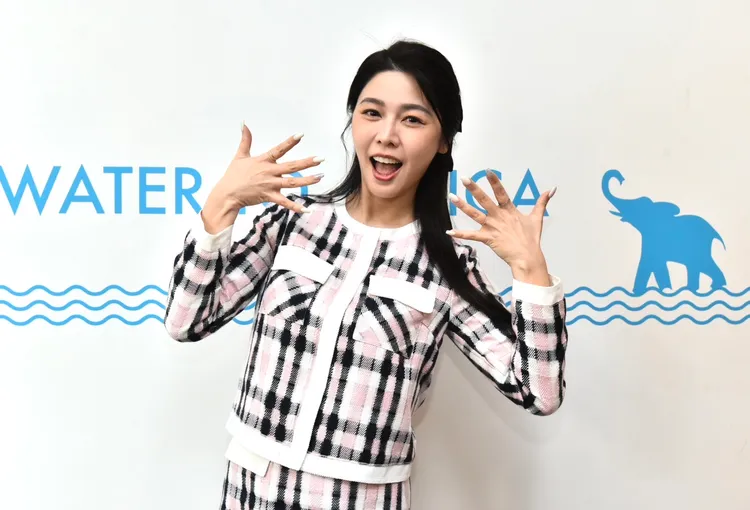 白家綺和老公分工婚禮事宜。彭欣偉攝