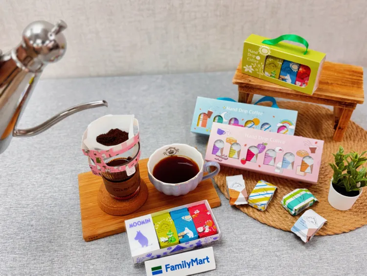 「Fresh Cube咖啡磚」推出限量3款禮盒。全家提供