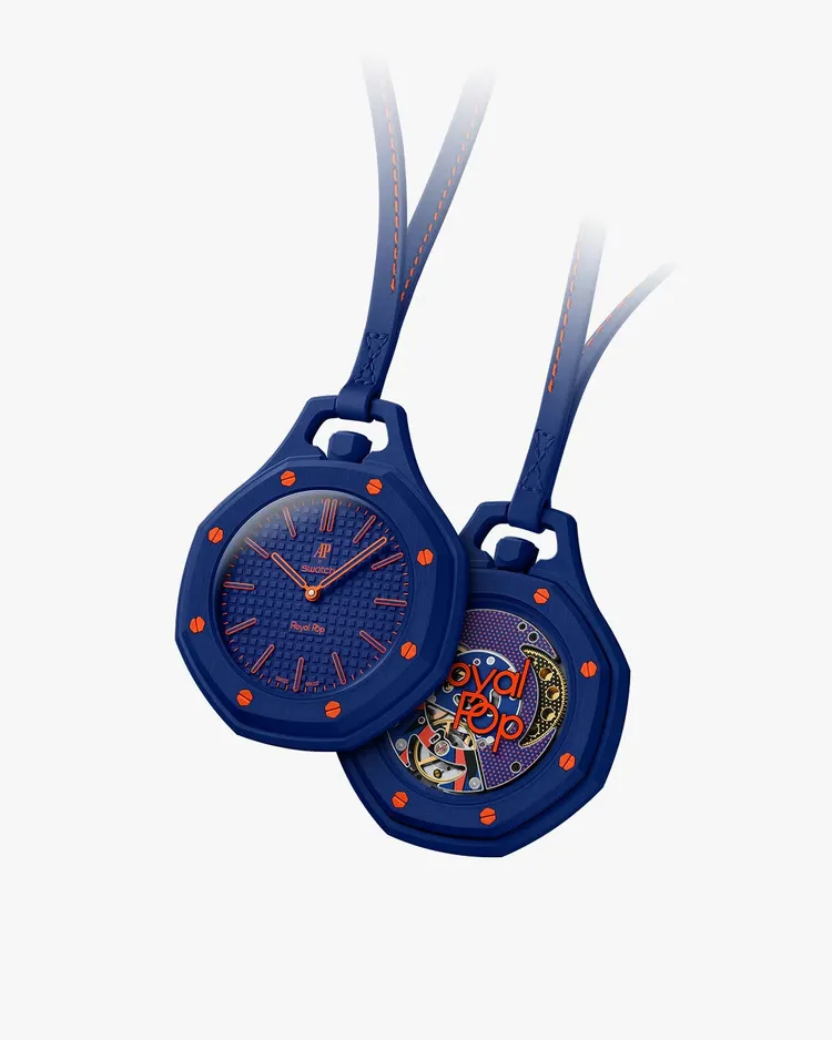 SWATCH X AP Royal Pop懷錶，1萬2150元。翻攝官網