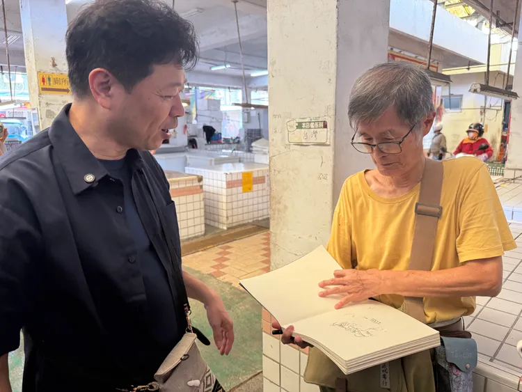 高樹長老教會牧師陳義仁分享於「臺灣共鳴」活動的速寫。呂承哲攝