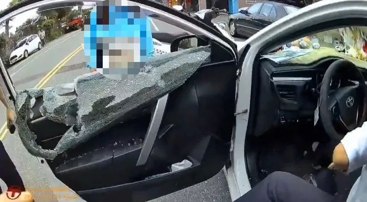警破窗賀子少年後才阻止一場虛驚。警方提供