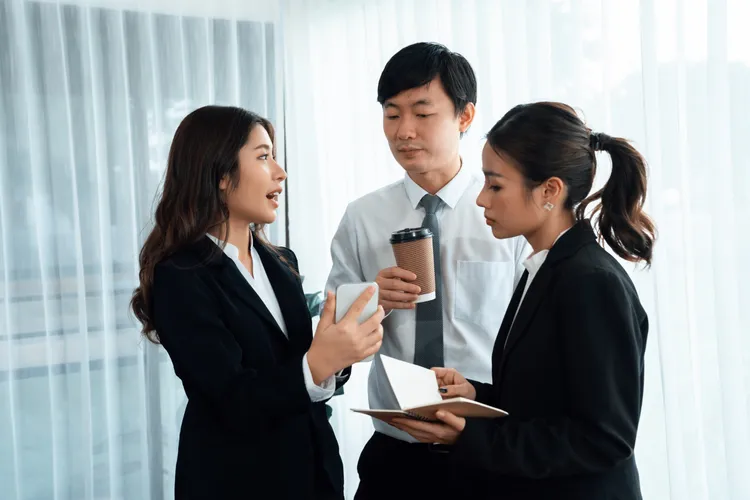 今年新鮮人期盼第一份工作的月薪，平均為3萬5495元。示意圖，資料照