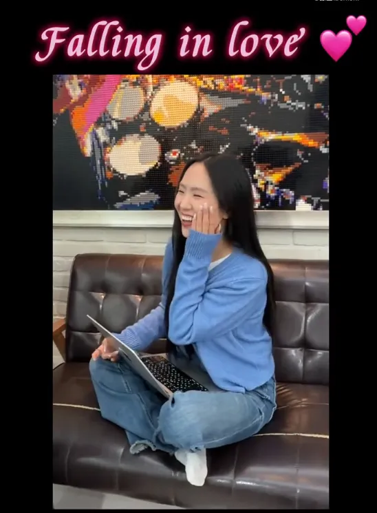 孫盛希追《逐玉》追到姨母笑。翻攝孫盛希微博