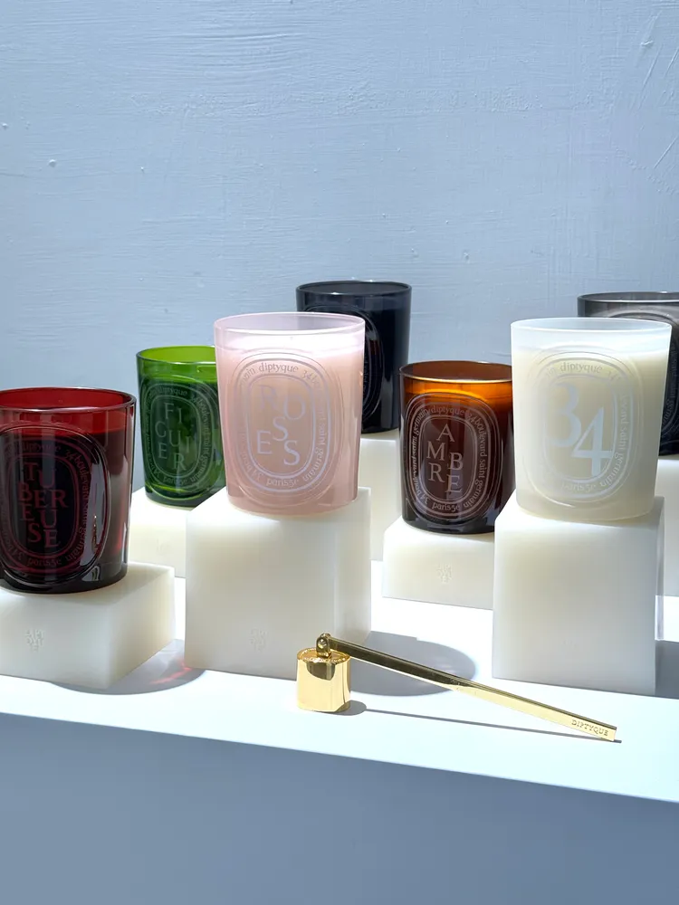 Diptyque中型蠟燭，300g／3600元。張家玲攝