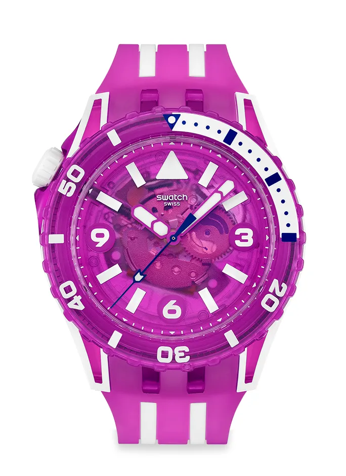 SWATCH SCUBAQUA系列FLOWER HAT腕錶（紫紅色款），4850元。品牌提供