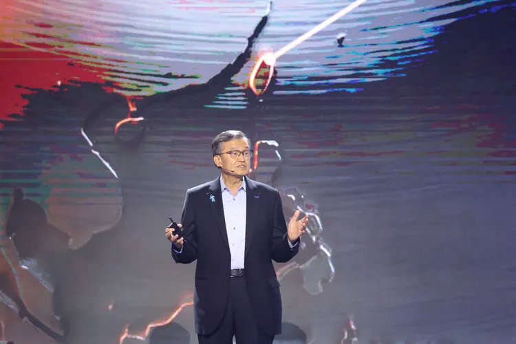 Intel執行長陳立武於COMPUTEX 2026發表主題演講。莊宗達攝