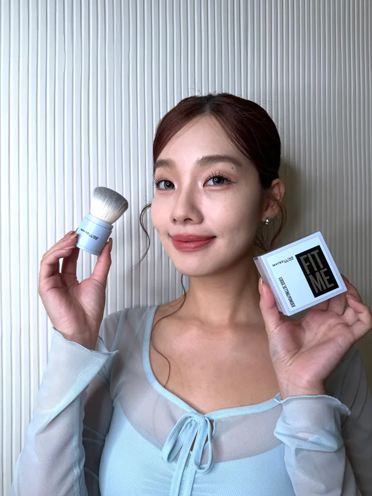 Maybelline FIT ME輕嫩透薄紗蜜粉主推#寶寶藍，450元。張家玲攝
