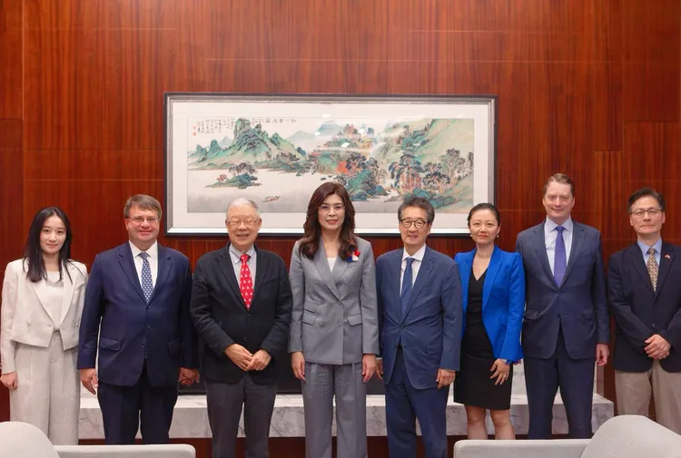 鄭麗文出席美國華府智庫戰略暨國際研究中心（CSIS）與布魯金斯研究院（Brookings Institution）交流活動。國民黨提供