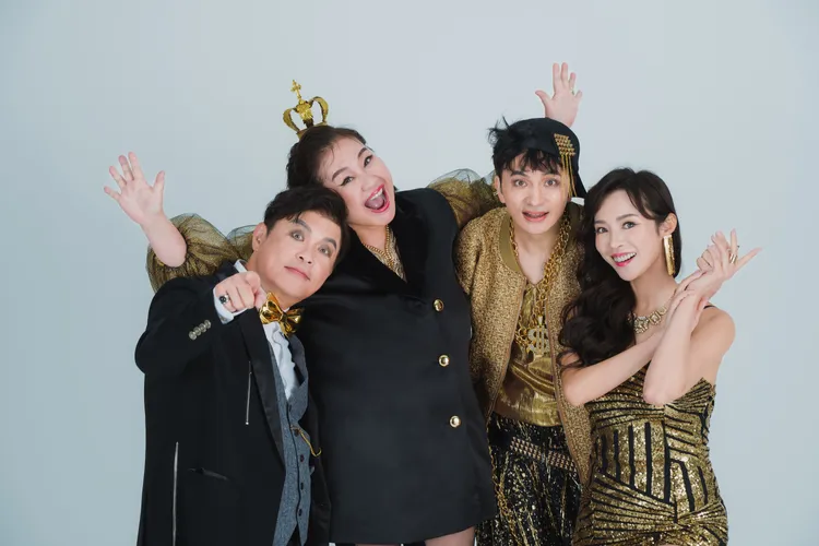 曾國城（左起）、鍾欣凌、唐從聖、康茵茵四位實力派演員攜手挑戰即興互動舞台。英雄會文創提供