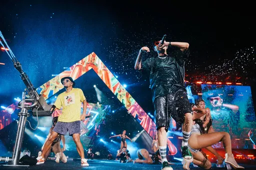 張震嶽奪金曲歌王！好兄弟熱狗趁亂表白　讚他是「永遠的大哥」