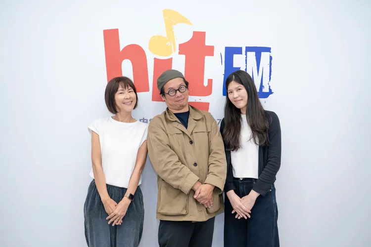 活力DJ阿娟與角頭音樂行政統籌洪子薇（右）、開幕音樂會音樂總監柯智豪（中），暢聊台東博覽會開幕音樂會演出亮點。Hit Fm聯播網提供