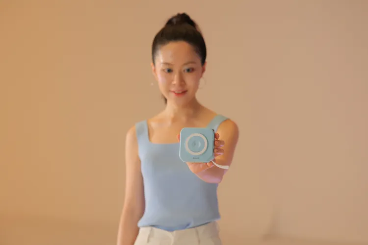 GoodCube 半固態行動電源電芯組成僅含5%電解液。PHILIPS提供