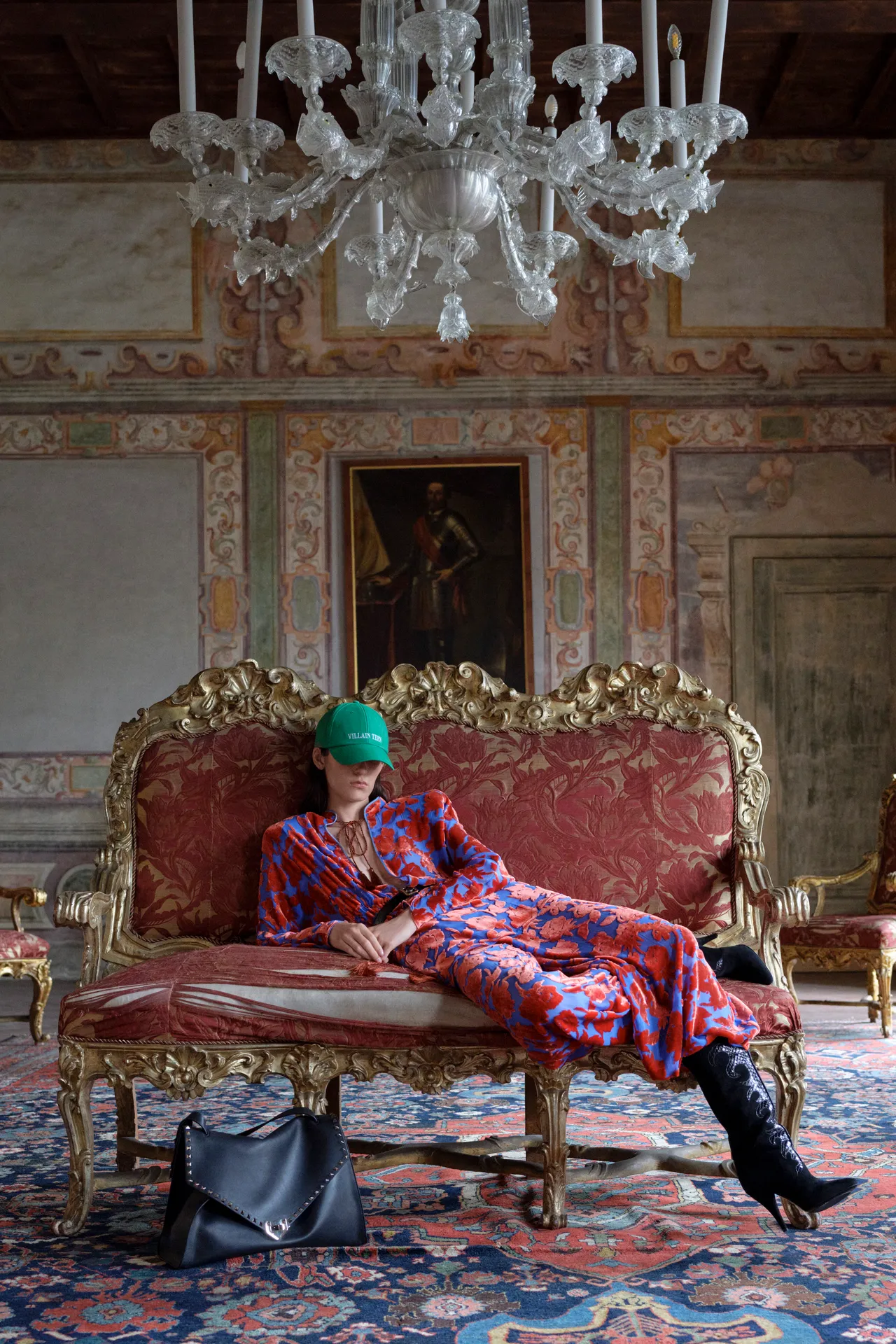 Valentino 2027早春系列呈現不羈浪漫。品牌提供