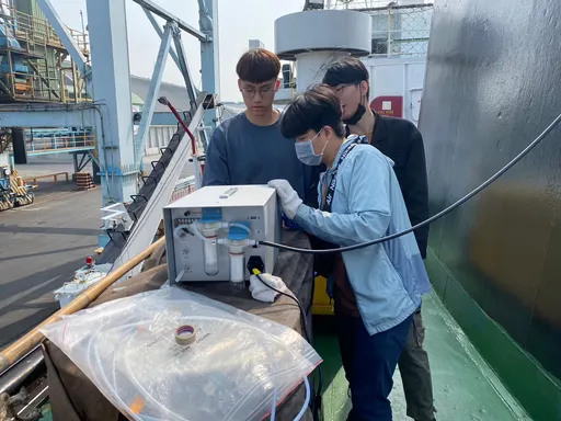 全球限硫後港口空氣乾淨了嗎？低硫燃油還不夠　中山大學揭港區空汙新隱憂