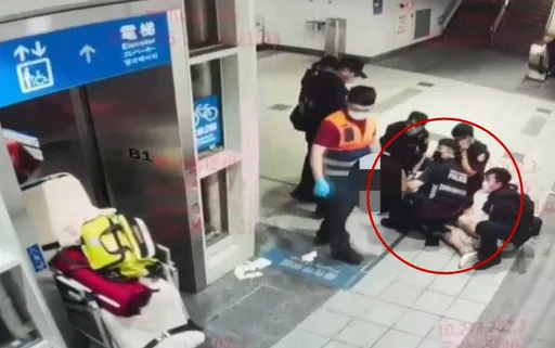 醉鬧北捷101站！「黑曼巴」球衣男情緒失控持物逼近警　遭辣椒水制伏