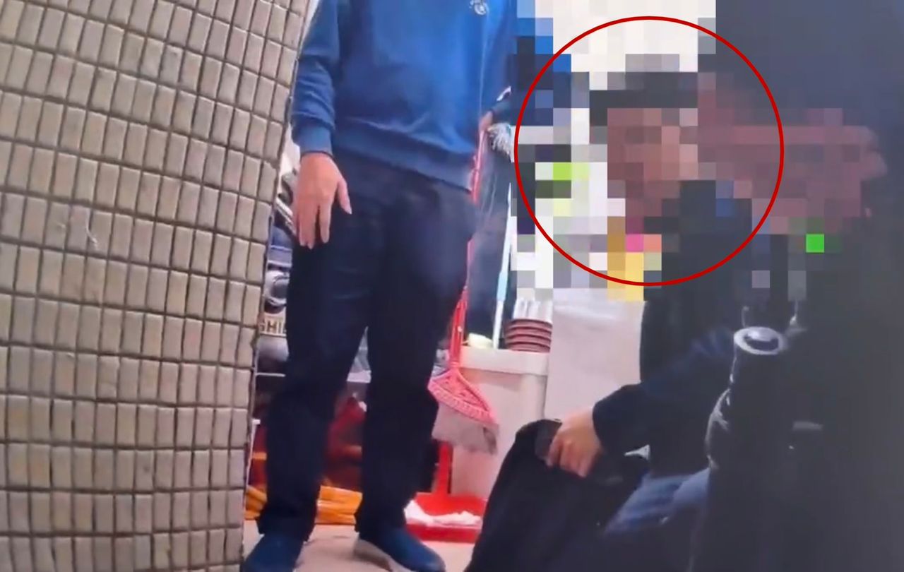 「我被10多人追砍!」欠債男闖西服店求救 警調監視器卻只有他一人狂奔