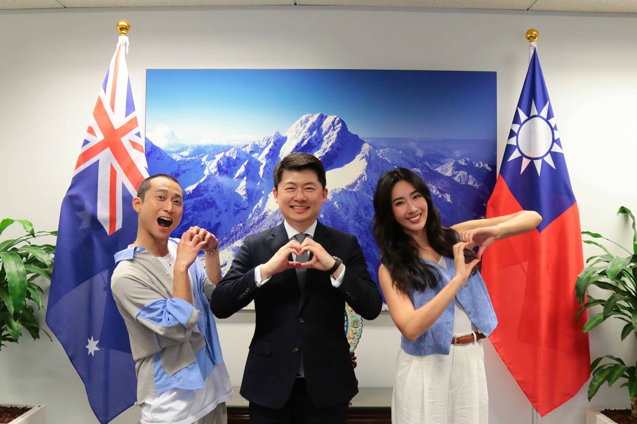 雪梨歌劇院當靠山!浩子嗨喊:人生最高光時刻