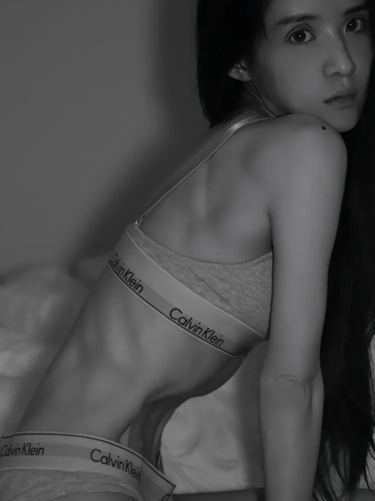 花花瘦到讓人心疼。翻攝flora_li_flora IG