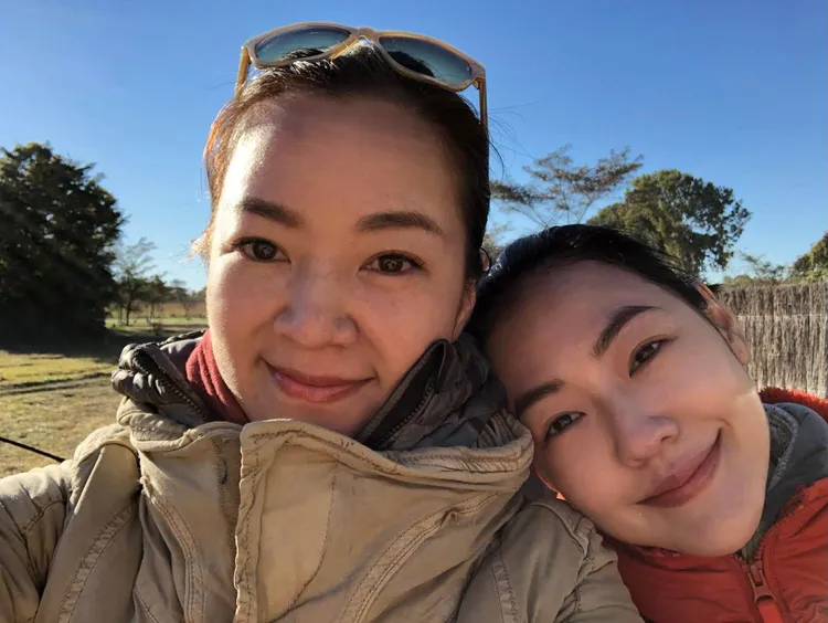 阿雅曬出多張與小S的合影，祝福她生日快樂。翻攝自「Aya 阿雅(柳翰雅) 官方粉絲團」臉書