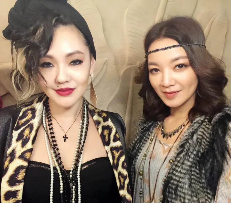 阿雅曬出多張與小S的合影，祝福她生日快樂。翻攝自「Aya 阿雅(柳翰雅) 官方粉絲團」臉書
