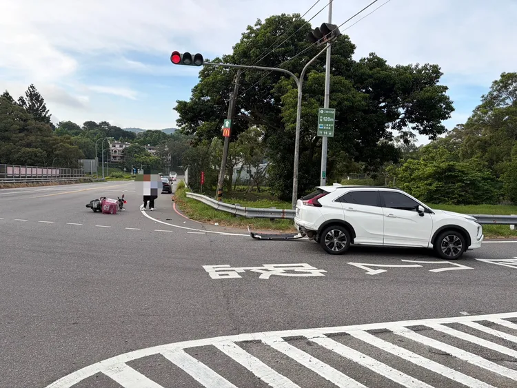 事故發生在苗51線與國1三義交流道匝道口。民眾提供