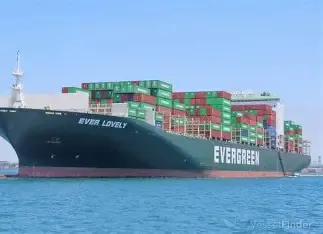 台灣遭波及！長榮證實貨輪荷莫茲海峽遇襲　駕駛室窗戶受損
