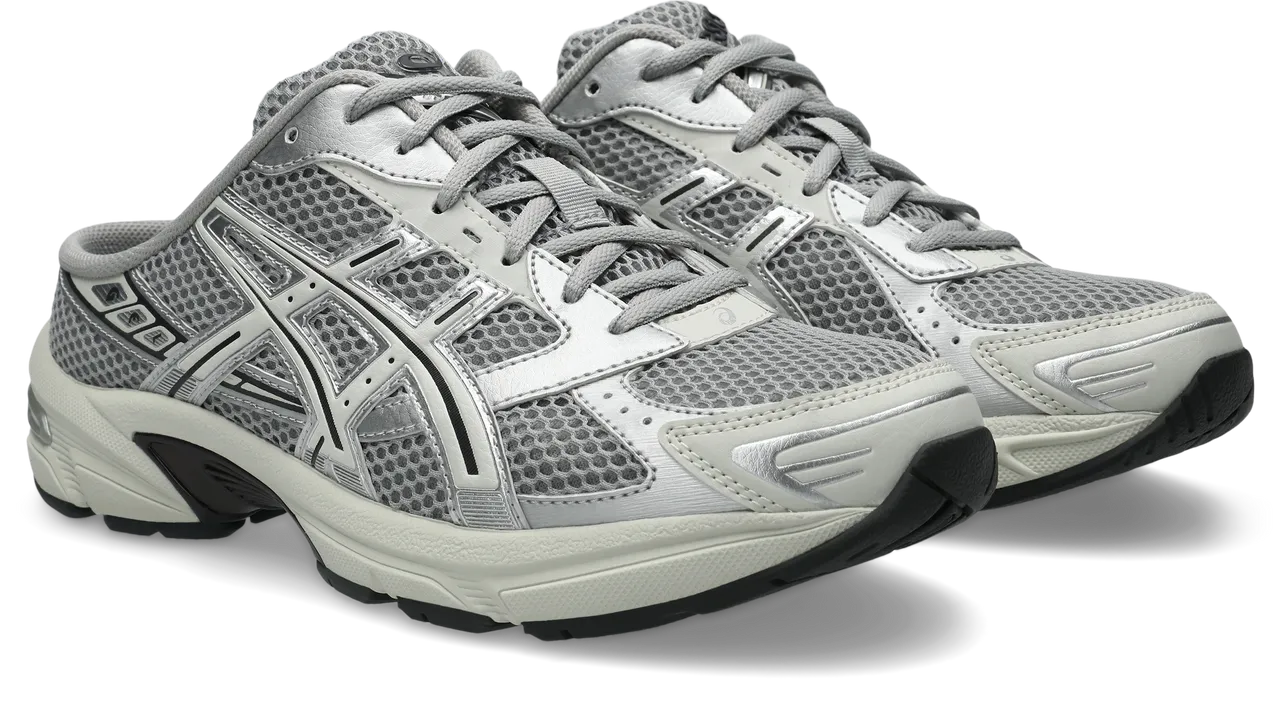 ASICS GEL-1130 Mule（質感灰）， 3280元。品牌提供