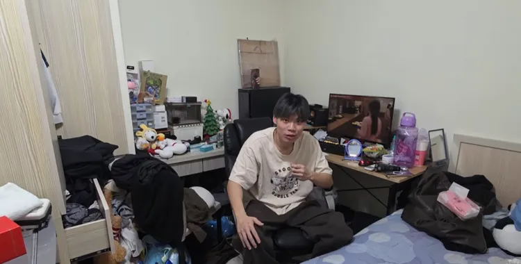 傑克之前租房子空間比較小。翻攝傑克開吃YT