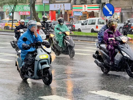 5縣市升級大雷雨！8地注意雷擊強風