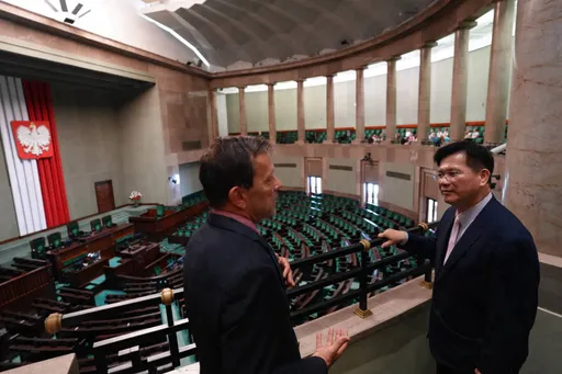 外交部長首度參訪波蘭國會！林佳龍宣布在歐洲設立「台灣語言中心」
