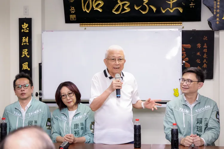 高雄市客委會前主委廖松雄呼籲鄉親全力支持最有能力、堅守價值的賴瑞隆。翻攝畫面