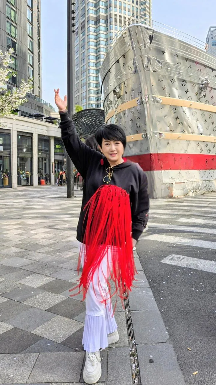 周思潔日前超級導遊飛往上海，帶學員展開五天四夜的遊學之旅。萊格悠國際文化有限公司