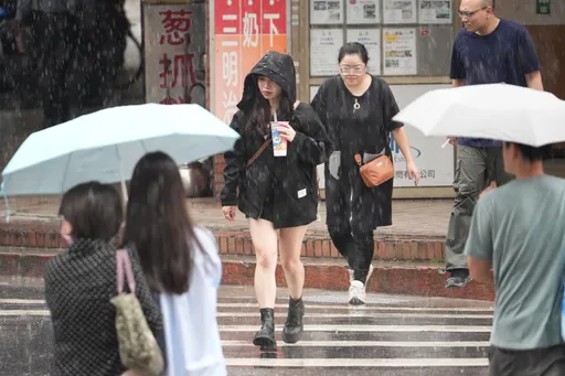 今還有午後雷雨？鄭明典曝經驗法則：見雷加三天