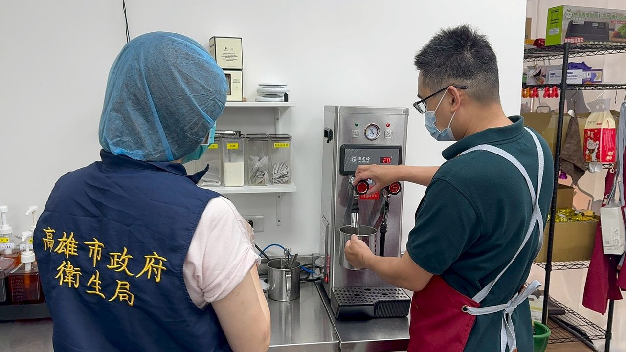 保障消暑飲冰品食安!高雄衛生局1至5月抽驗164件 違規件數公布了