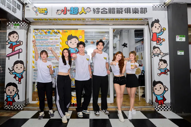 小麥姊姊王詩尹（左起）、古程丰、潘胤傑、琳妲、穆又甯。品牌提供