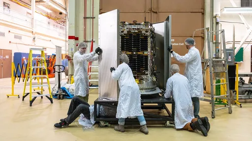 驚！天文台恐墜地球　NASA啟動即刻救援「成功率僅5成」