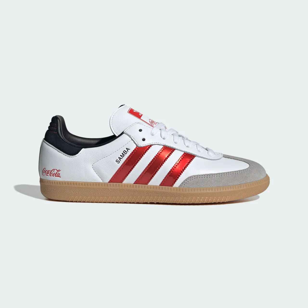 adidas Originals、可口可樂聯名系列SAMBA OG COCA-COLA，3890元。品牌提供