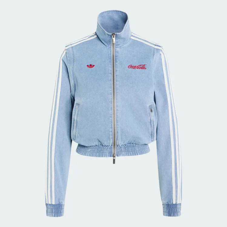adidas Originals、可口可樂聯名系列三條線丹寧運動外套，5890元。品牌提供
