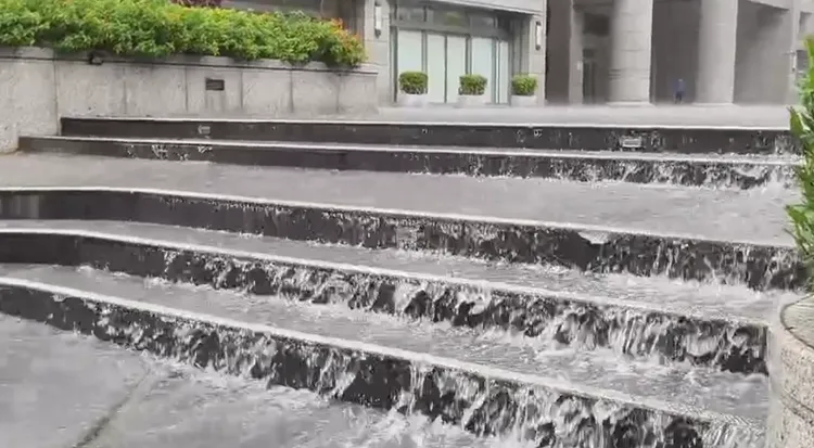 氣象署發布豪大雨特報。高沛生攝