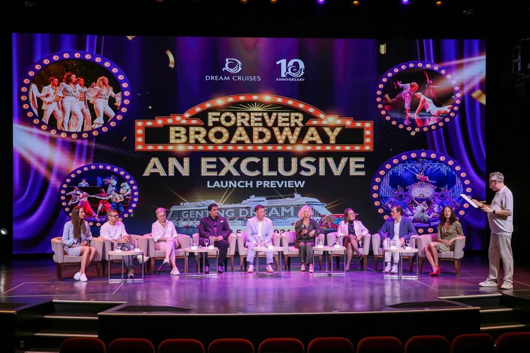《Forever Broadway》將百老匯經典作品與海上舞台結合。麗星夢郵輪提供